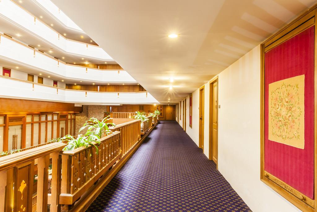 Lotus Pang Suan Kaew Hotel Чіангмай Екстер'єр фото